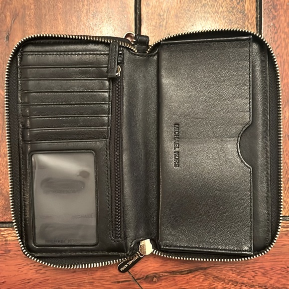 Michael Kors Wristlet Wallet - Picture 3 of 3